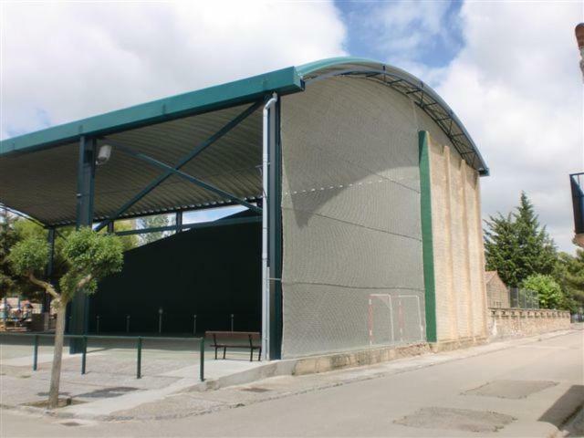 Casa Junto Al Parque Natural De Las Bardenas Sadaba Luaran gambar